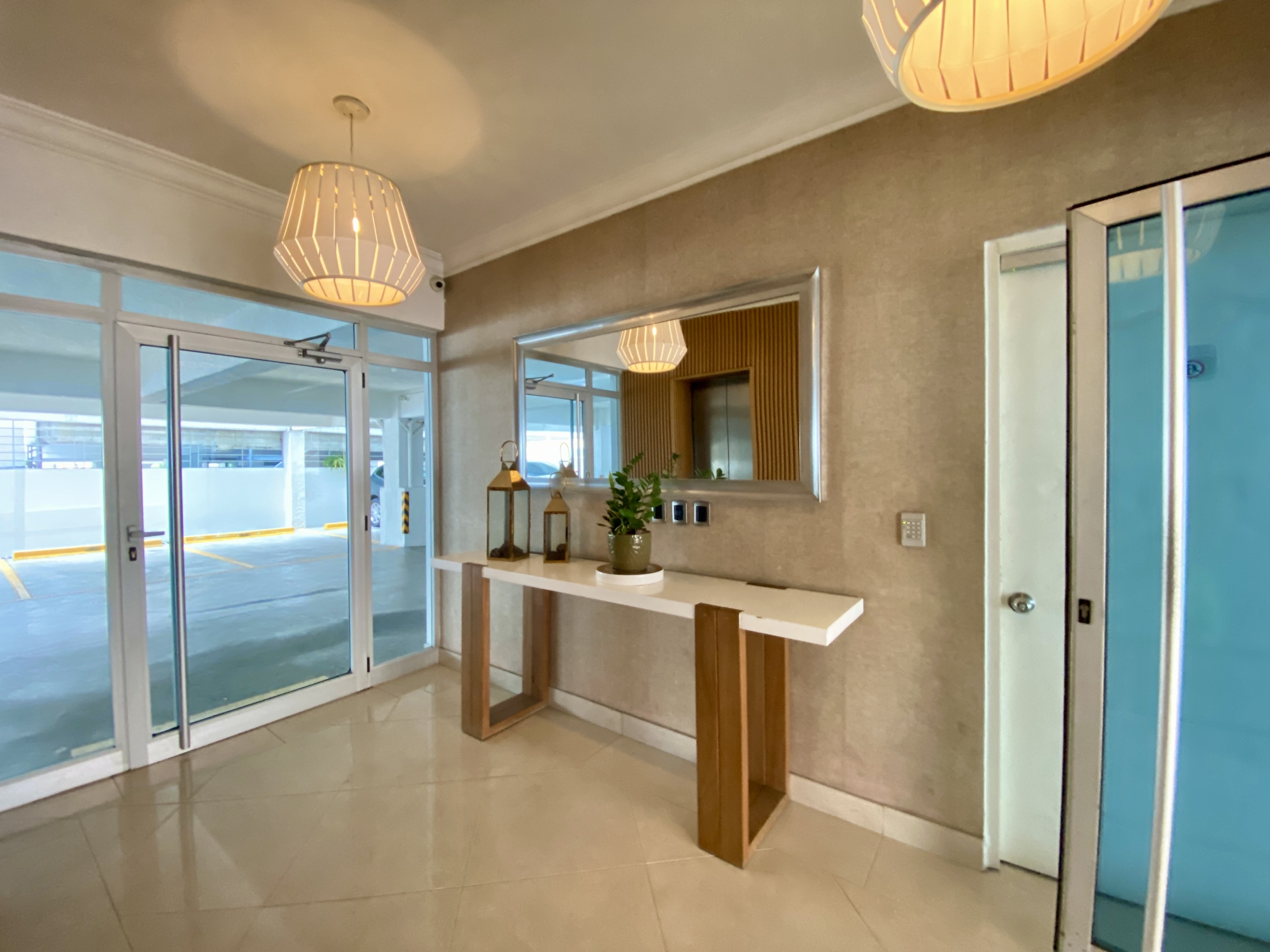 Apartamento_Amueblado_en_Alquiler_en_Naco_by_Rosario_Sanchez_DR_Broker_Inmobiliario_by_eXp_Republica_Dominicana Apartamento_Amueblado_en_Alquiler_en_Naco_by_Rosario_Sanchez_DR_Broker_Inmobiliario_by_eXp_Republica_Dominicana