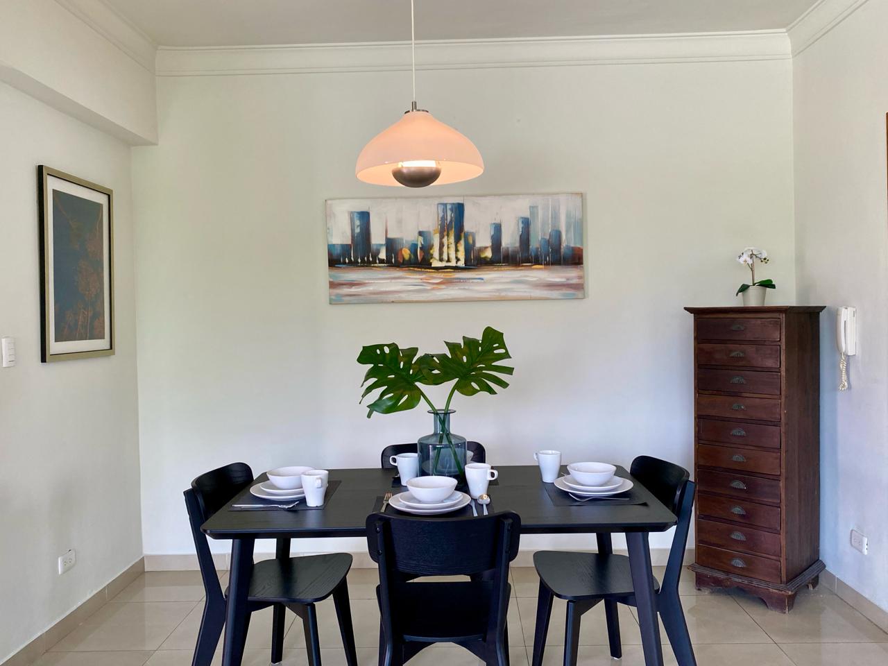 Apartamento_en_Naco_Rosario_Sanchez_DR_Broker_Inmobiliario_eXp_Republica_Dominicana (2)